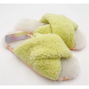 EMU Australia X Free People- NWT Musica Real Sheep Fur Slippers| Women Size 8